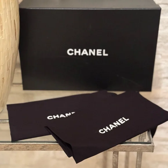 CHANEL COMBAT BOOTS - Picture 8 of 9